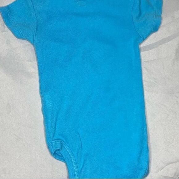 2 Onsie Brand Onsie’s Size 0-3M - Picture 4 of 4